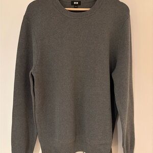 Uniqlo Men’s Crewneck Sweater - Charcoal Gray